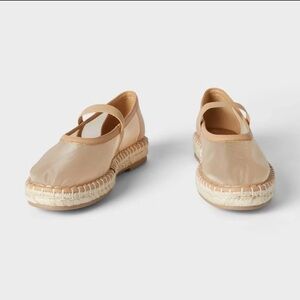 Universal Thread Beige Celia Espadrille Flats Size 10 NWT